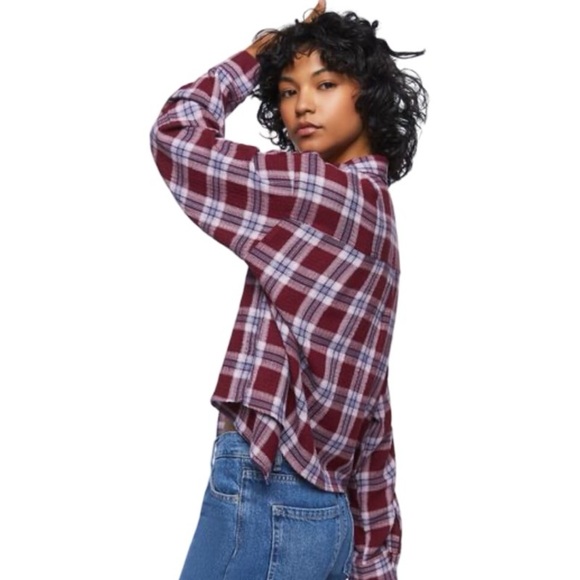 EUC Forever 21 Plaid Button Front Shirt - Picture 3 of 12